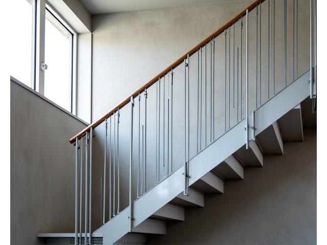 Rampe d'escalier moderne, Lyon